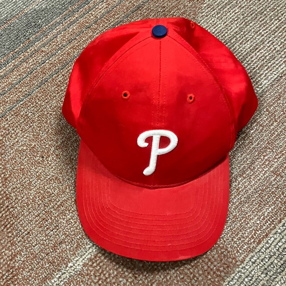 Philadelphia Phillies adjustable hat